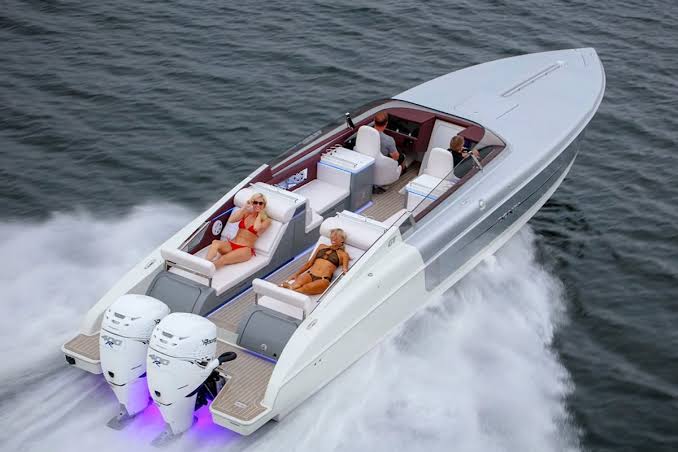 Speedboats charter in Marbella